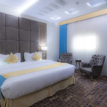 Y Platinum Hotel Hotels near Dar Al Madinah Museum