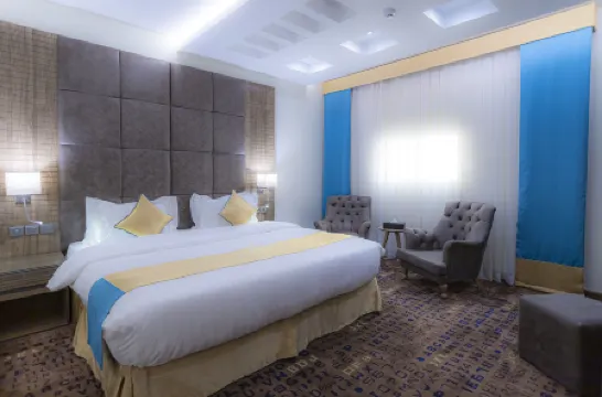 Y Platinum Hotel Отели рядом с Аэропорт Медина