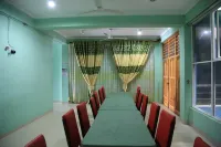 Kings Hotel Restaurant and Bar - 3-Star