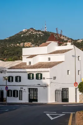 Hotel m - 27 Hotels near Cala Mitjana