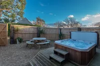 Somerset Country Escape - Luxury Barns with Hot Tubs