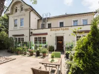 Baurs Park Hotels near Cranz