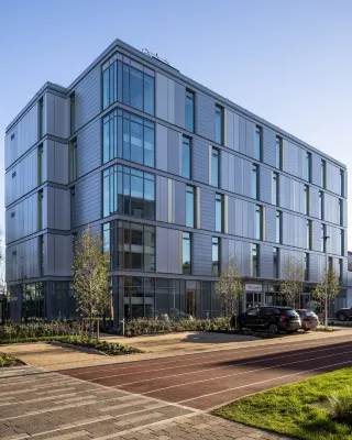 Elite Athlete Centre and Hotel - parking