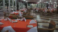 Nike Lake Resort - bar
