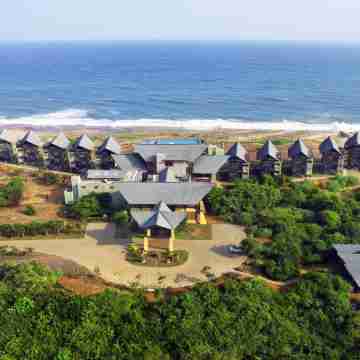 Laya Safari Resorts & Spa Hotel Exterior