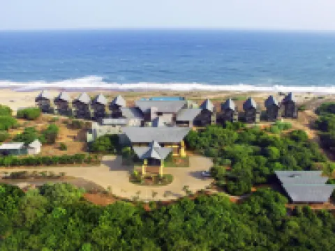 Laya Safari Resorts & Spa パラチューパーナのホテル