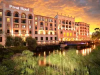 Pivot Hotel Montecasino Hotels near Fourways Crossing