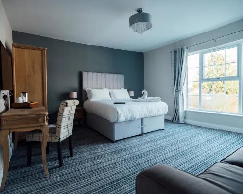 The Bell Inn Hotels in Worcester