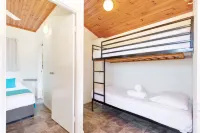 Tasman Holiday Parks - Fisherman's Beach Hotels in Emu Park