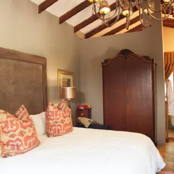 Little Forest Guest House Hotels near Johannesburg Zoo