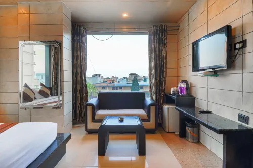 Hotel Grand Shiva Near Ganga Ghat by Oaktel Hotel a Haridwar
