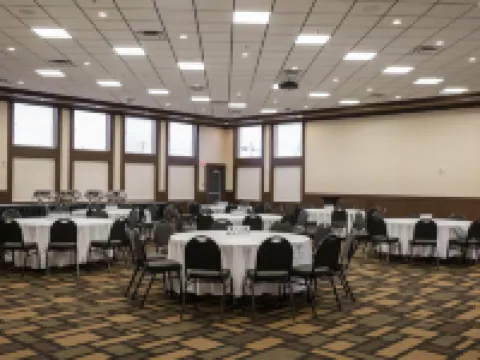 Chateau Nova Peace River Hotels in Peace River