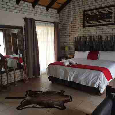 Lion's Guesthouse and the Buck&Lion Restaurant Rooms