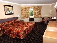 Metro Plaza Hotel Hotels near Olvera Street