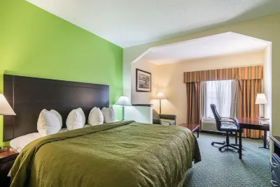 Quality Inn & Suites Near I-80 and I-294 Hotels near Jewel-Osco