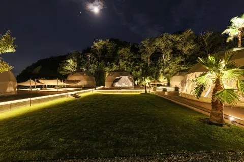 Sana Mane - Glamp Domes
