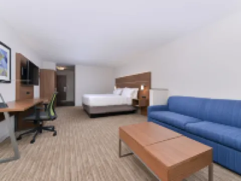 Holiday Inn Express & Suites OGALLALA by IHG オガラーラのホテル