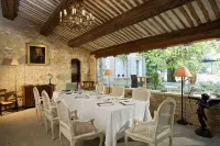 Hostellerie le Roy Soleil Hôtels à : Goult