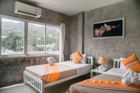 Ban's Avenue Guesthouse