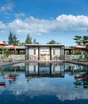Lipda Resort Hotel dekat City Pillar Shrine - Prachuap Kiri Khan
