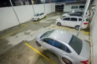 佩尼亞酒店 - 停車場