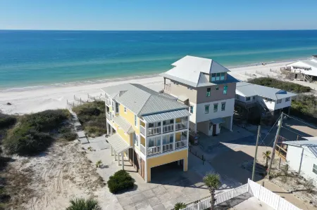 A Rendezvous, No Pets Allowed by Pristine Properties Vacation Rentals