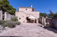 Masseria Caliani Hotels in Vernole