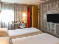 Ibis Birmingham Airport - NEC Hotels in Solihull District