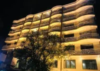 Hotel One Mall Road Murree