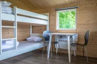 Halens Camping Och Stugby فنادق في Olofstrom
