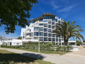 卡馬格港塔拉蘇爾 Spa 酒店