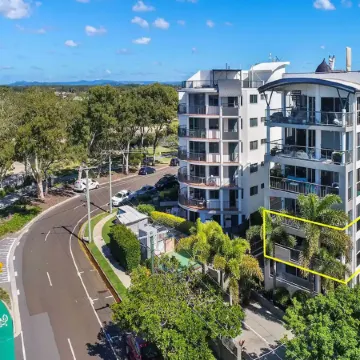 Excellsior Apartments