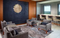 Hilton Atlanta Northeast - bar
