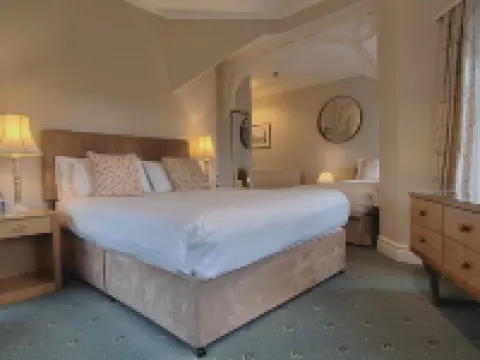 Enniskeen Country House Hotel Hotels in Newcastle