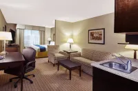 Holiday Inn Express & Suites MADISON-VERONA by IHG
