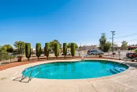 Sutter Inn