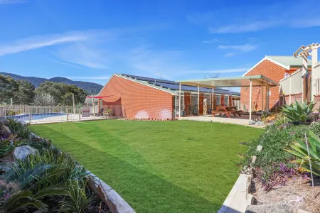 The Roseville Apartments