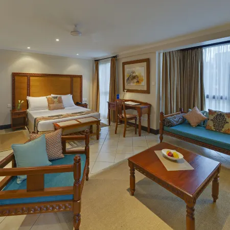 The Heron by Sarovar Portico India Отели рядом с достопримечательностью «Центральный парк»