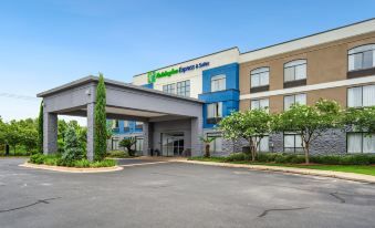 Holiday Inn Express & Suites Mobile – I-65