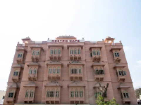 Hotel Castle Inn Hotels near Amrakh Mahadev