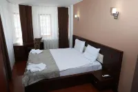 Bruti Hotel - balcony