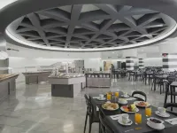 Hotel El Puerto by Pierre Vacances โรงแรมใกล้หาดฟูเอนกิโรลา