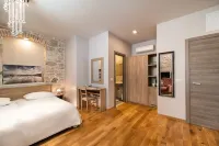 Tifani Luxury Rooms 2