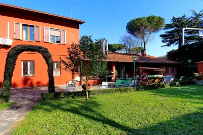 Antico Platano Hotels near Antiquarioroma