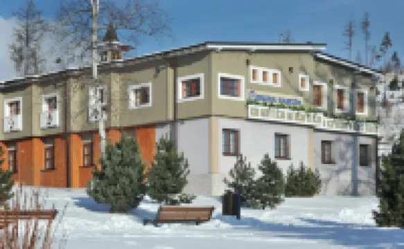 亞普蘭卡姆茲科公寓酒店