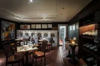 格洛斯楚普公園酒店 - 早餐