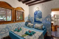 Chalet Tropical Hotel & Restaurant-Pizzeria Hotels in Лас Галерас