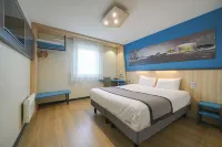 Brit Hotel le Cottage le Mans Sud Hotels in Arnage