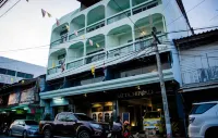 Sattahiptale Boutique Guesthouse & Hostel Hotels in Sattahip