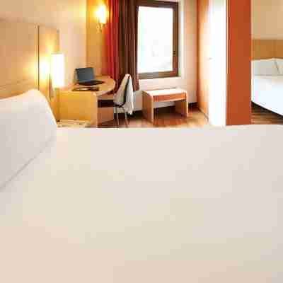 ibis Strasbourg Centre Historique Rooms
